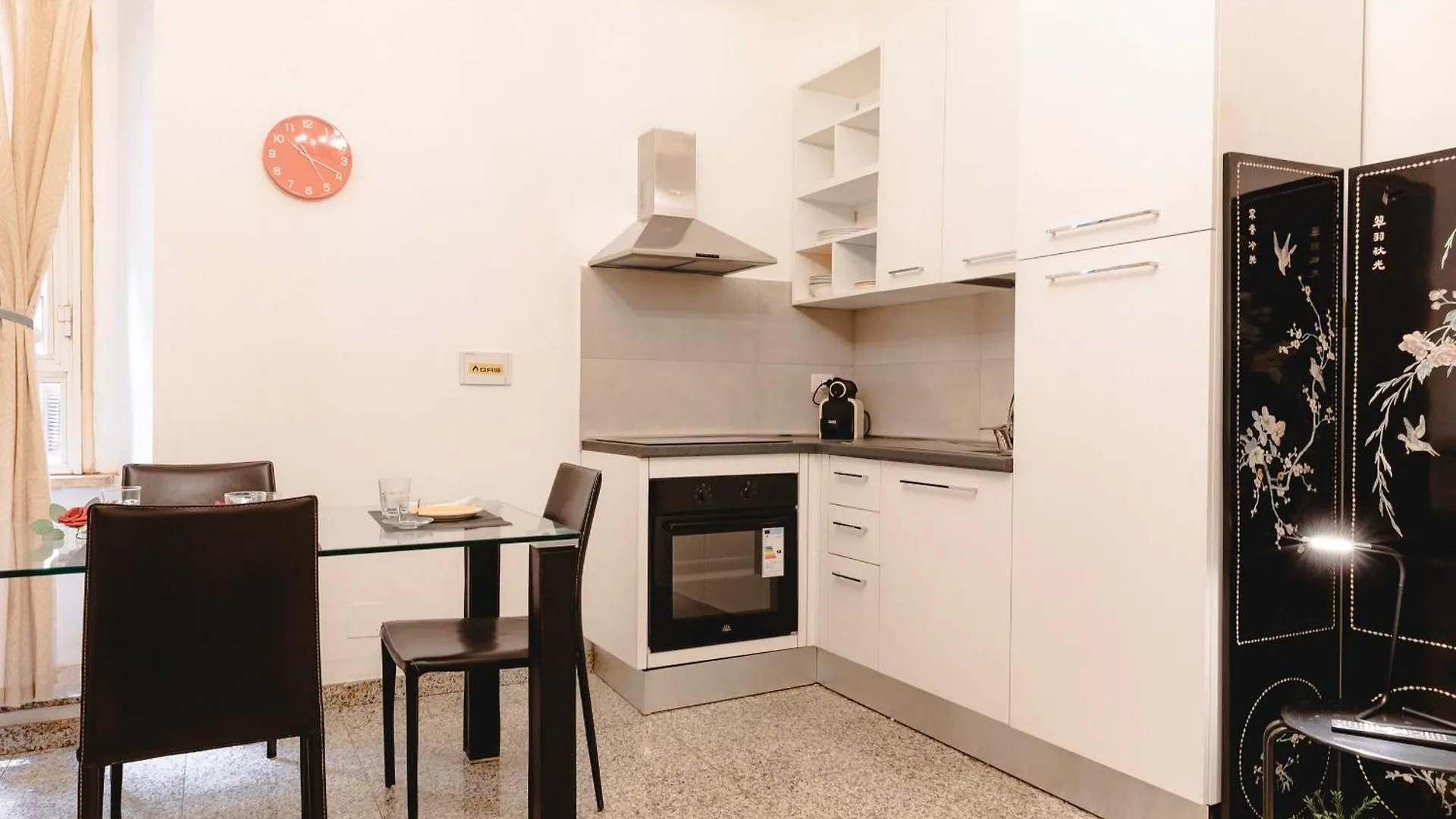 Apartment San Lorenzo Rome 31