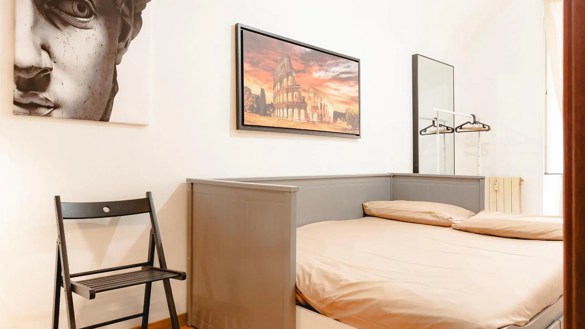 Apartment San Lorenzo Rome 31