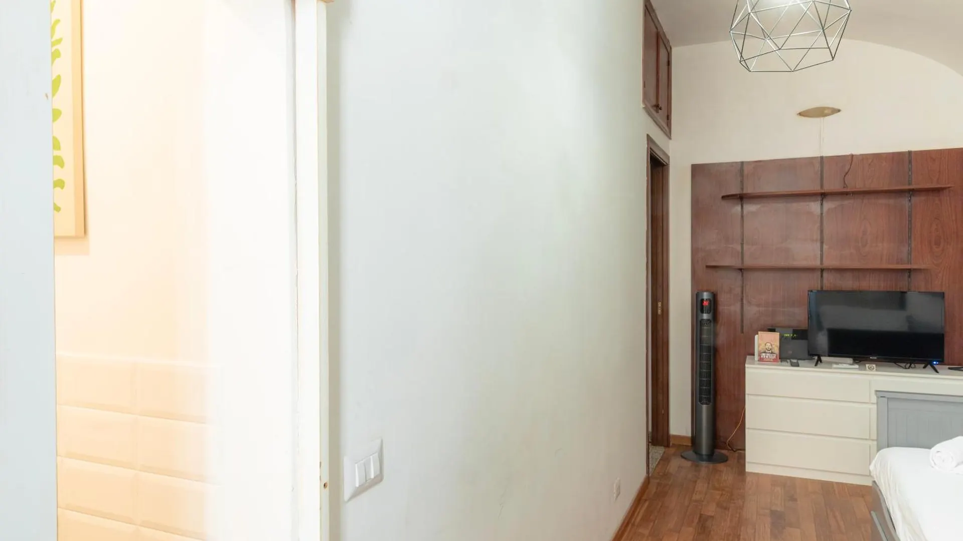 Apartment San Lorenzo Rome 31 Italy